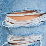 شلوار مدل Ripped cropped straight-leg jeans برند Bershka - تصویر 3